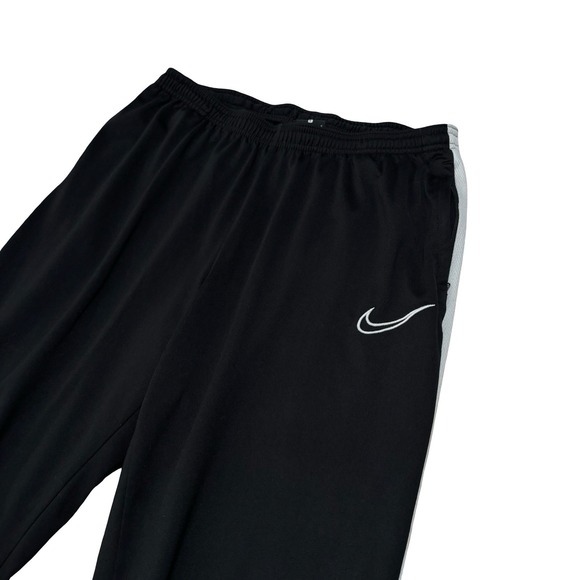 Nike‎ Dri-Fit Men's Embroidered Logo Joggers Black Size Large 29 x 29 - Picture 4 of 5